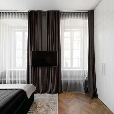 Luxury Con Free Park Apartman Trieszt