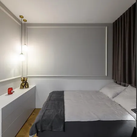 Apartman Luxury Con Free Park Trieszt