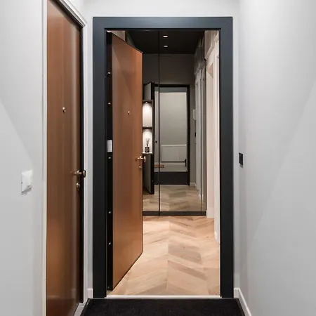 Luxury Con Free Park *